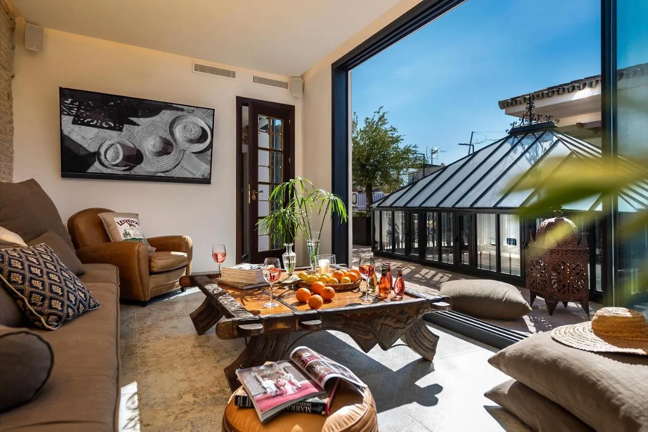 Pajaro Rebelde Bed & Breakfast Seville